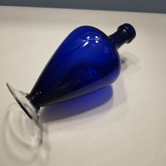 Vintage Large Cobalt Blue & Clear  Glass VASE 9.5 Inches Tall - Picture 8 of 10